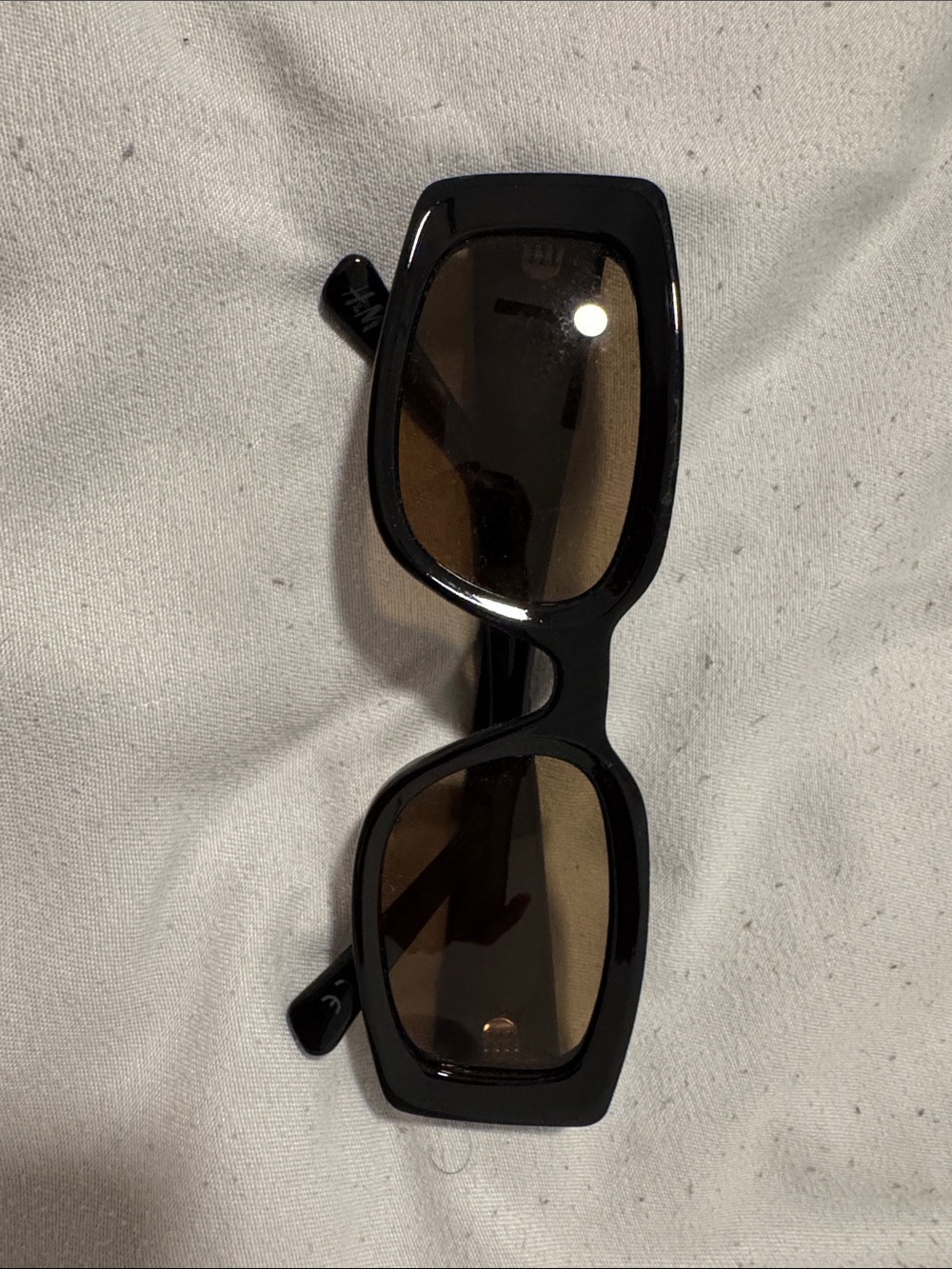 H&M Glossy Black Rectangular Sunglasses